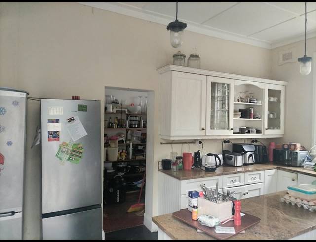 4 BEDROOM HOUSE FOR SALE IN GLENWOOD
